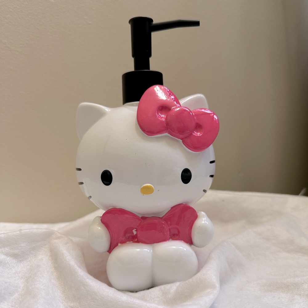 Hello Kitty Sitting Soap/Lotion Pump Dispenser.